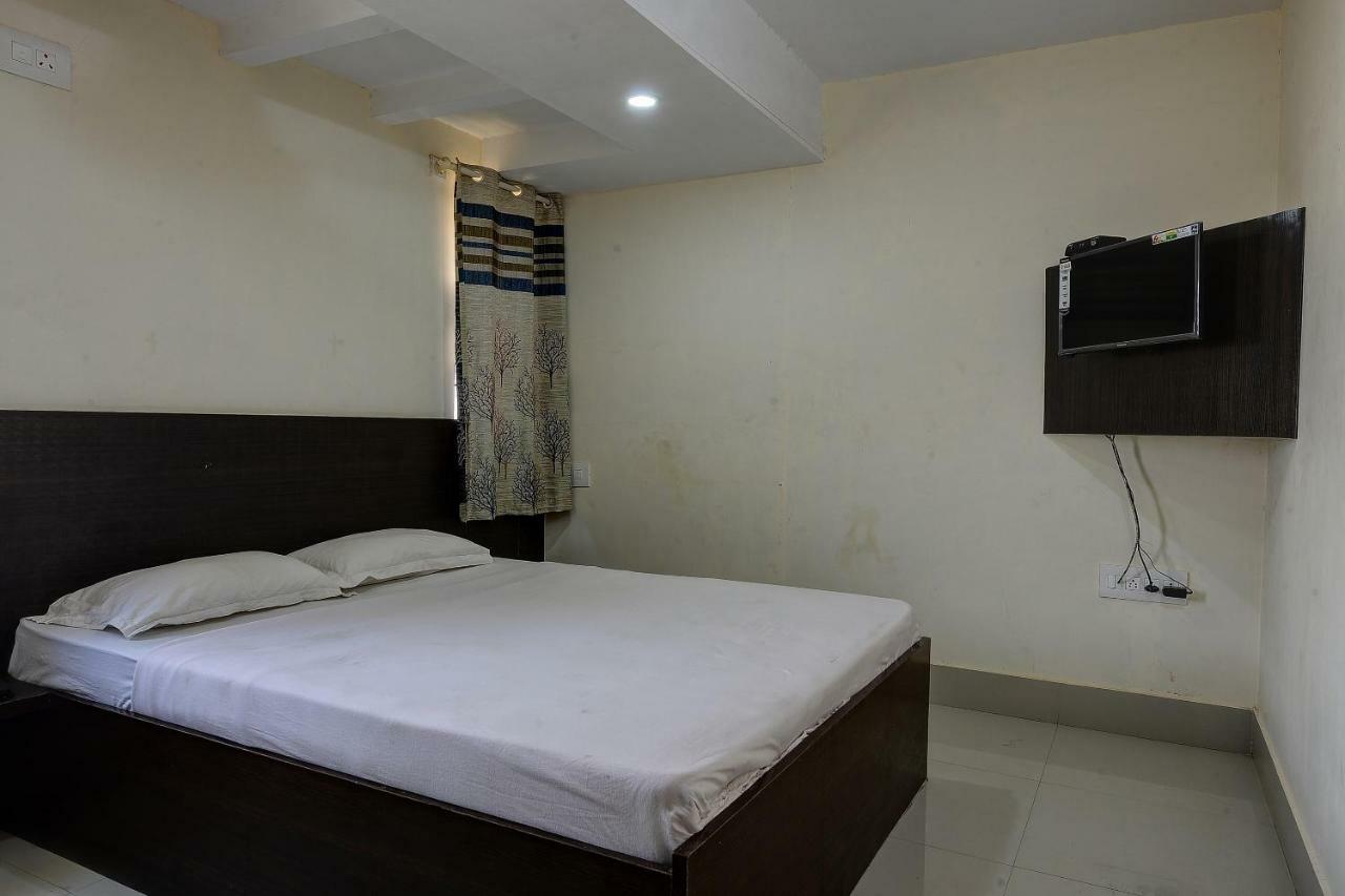 Spot On 37153 Karavali Paradise Hotel Dod Ballāpur Exterior foto
